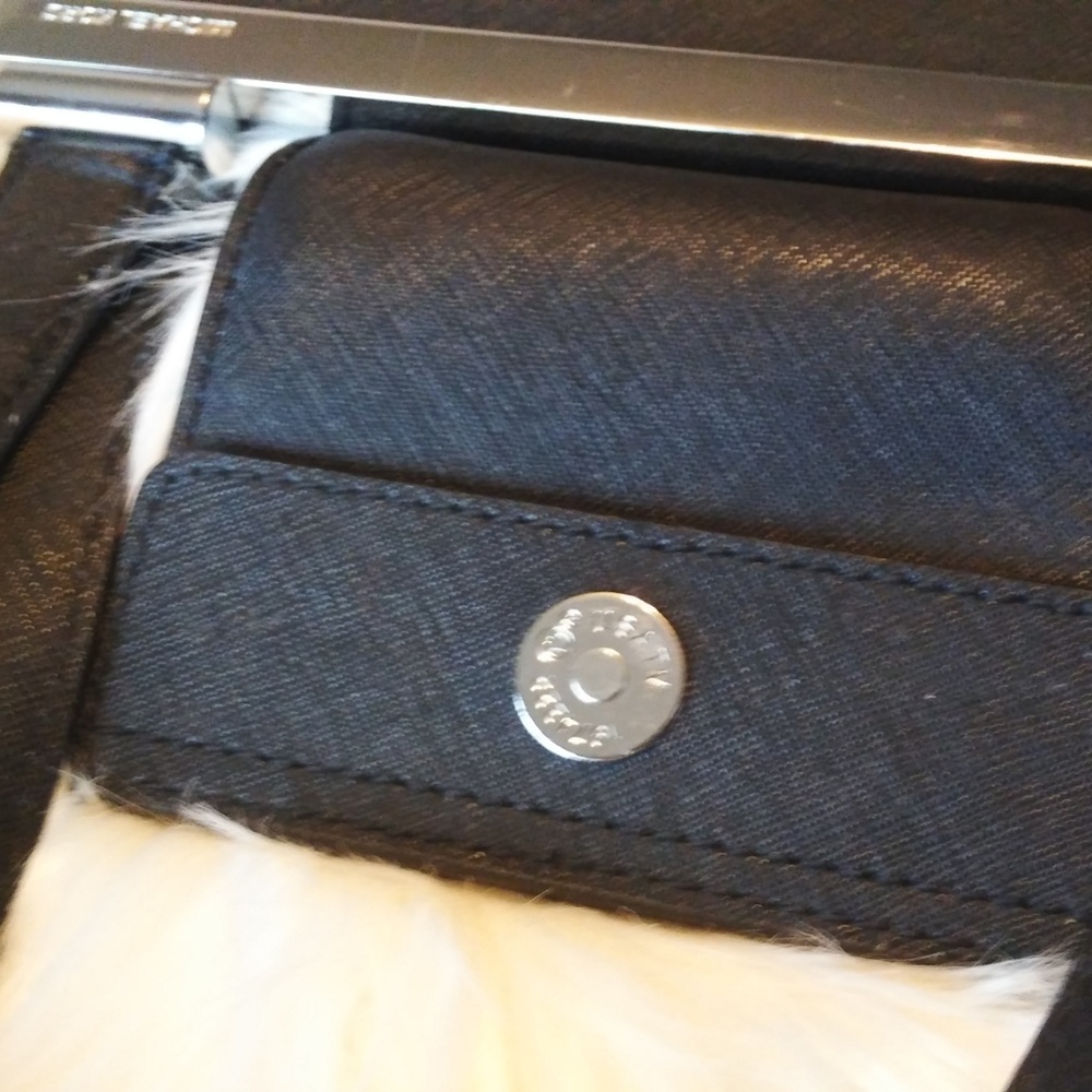 Michael Kors Saffiano Leather Bag - Picture 7 of 8